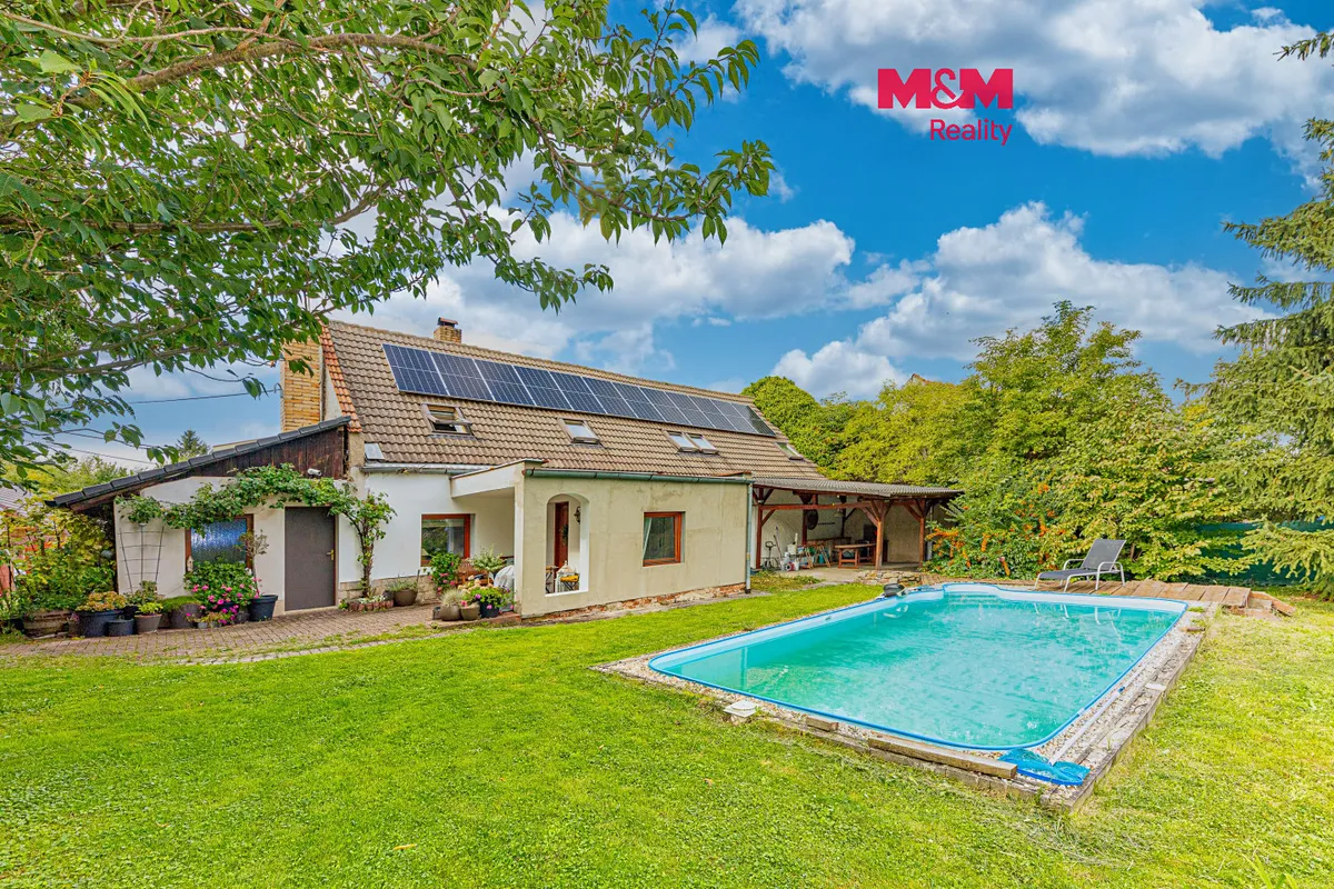 Prodej rodinného domu 185 m², pozemek 1642 m²